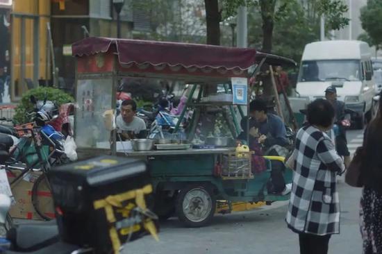 图片来源:《三十而已》视频截图