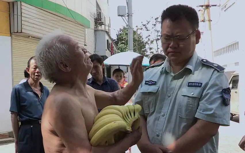 2014年,王天成一家和胡毅峰经常产生冲突。受访者供图