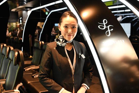 星悦航空的工作人员(traicy)