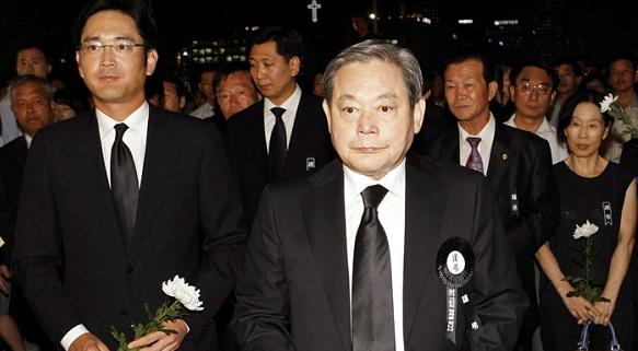 资料图:韩国三星集团会长李健熙和其长子李在镕。