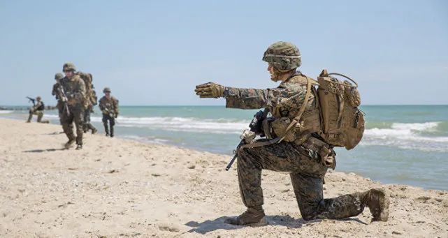 资料图:美国海军陆战队士兵训练
