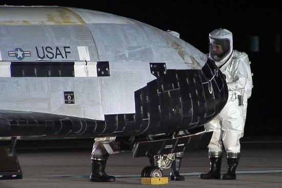 以经被美国太空军接受的X-37B空天飞机