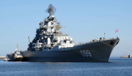 资料图：俄海军彼得大帝号核动力巡洋舰