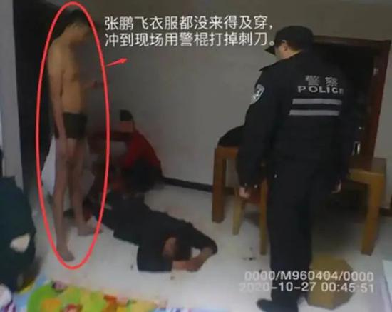 (张鹏飞及时出手,挽救了2条性命。)